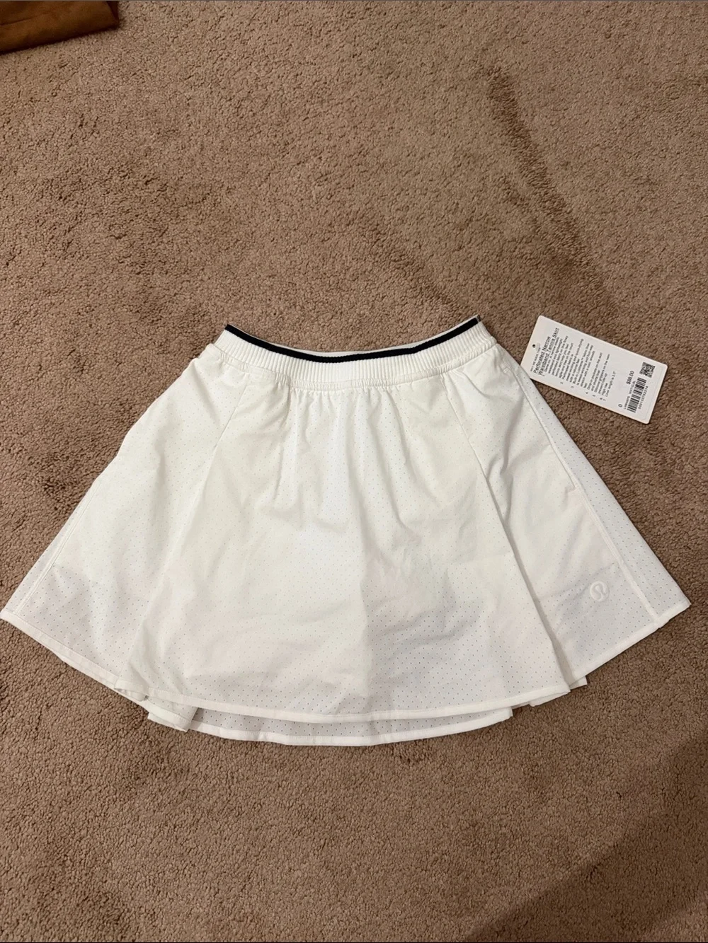 NWT lululemon athletica White Perforated Narrow Waistband Tennis Skirt size 0